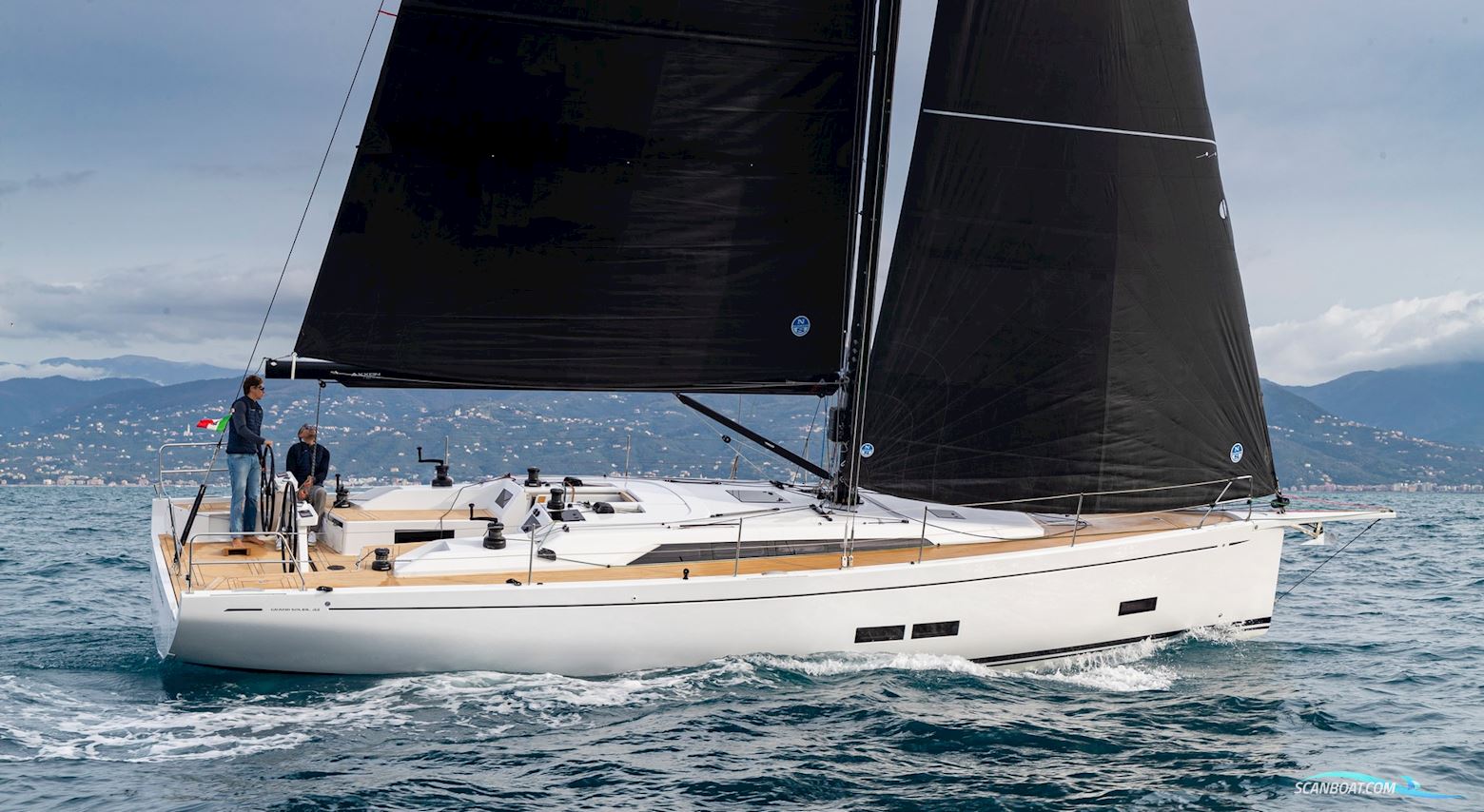 Grand Soleil 44