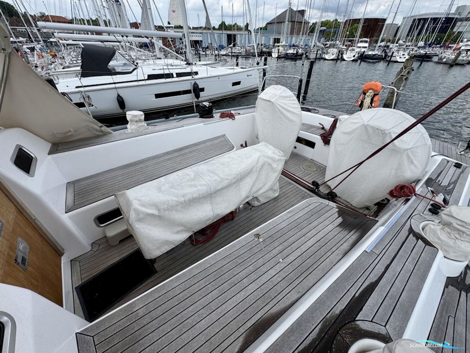 Grand Soleil 70