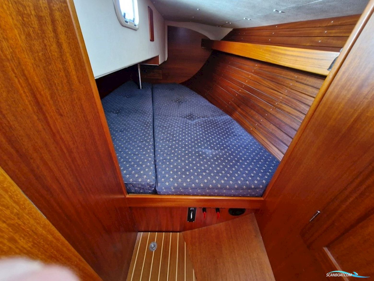 Hallberg-Rassy 31 Mk I