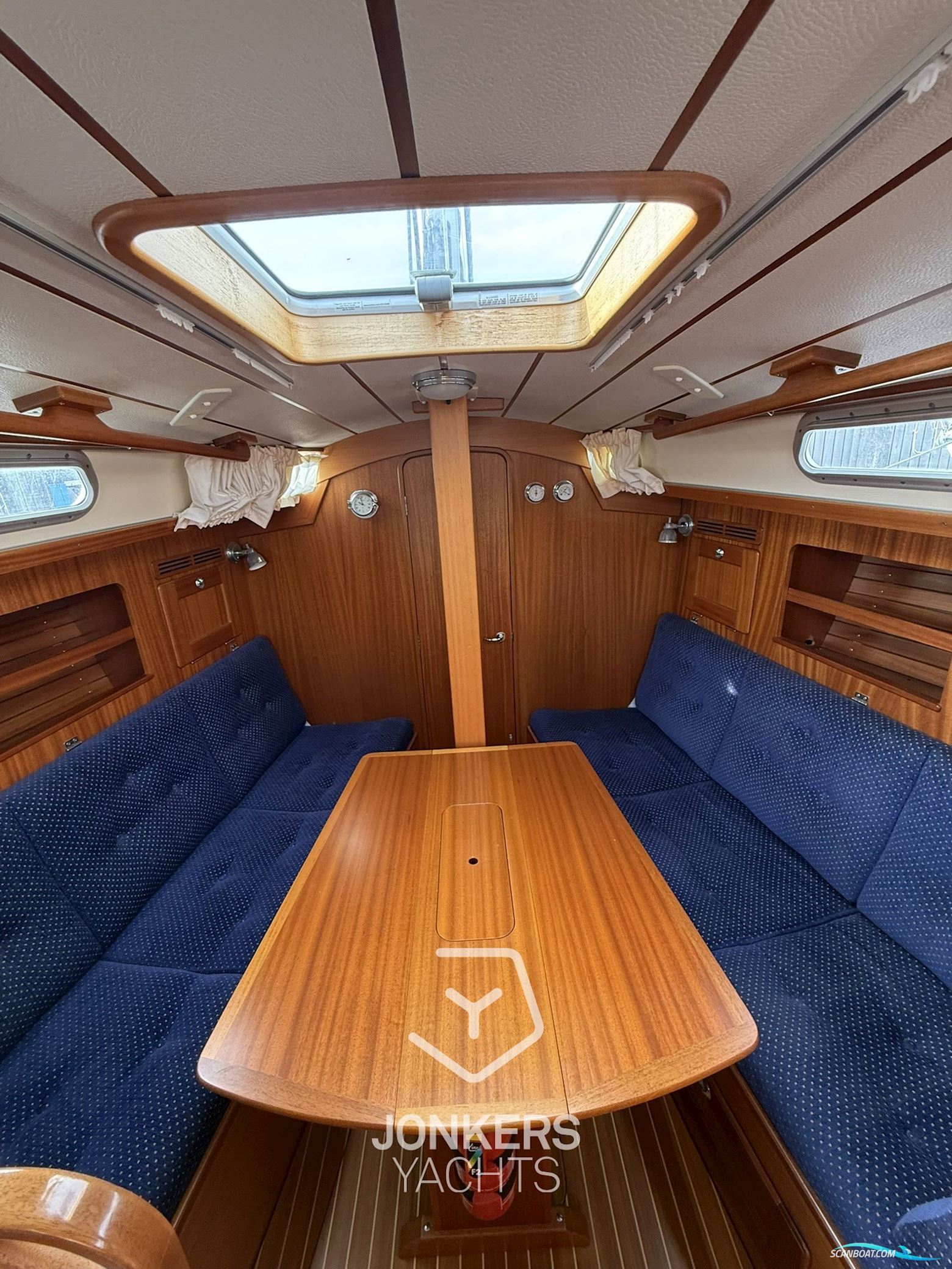 Hallberg Rassy 31 MKII