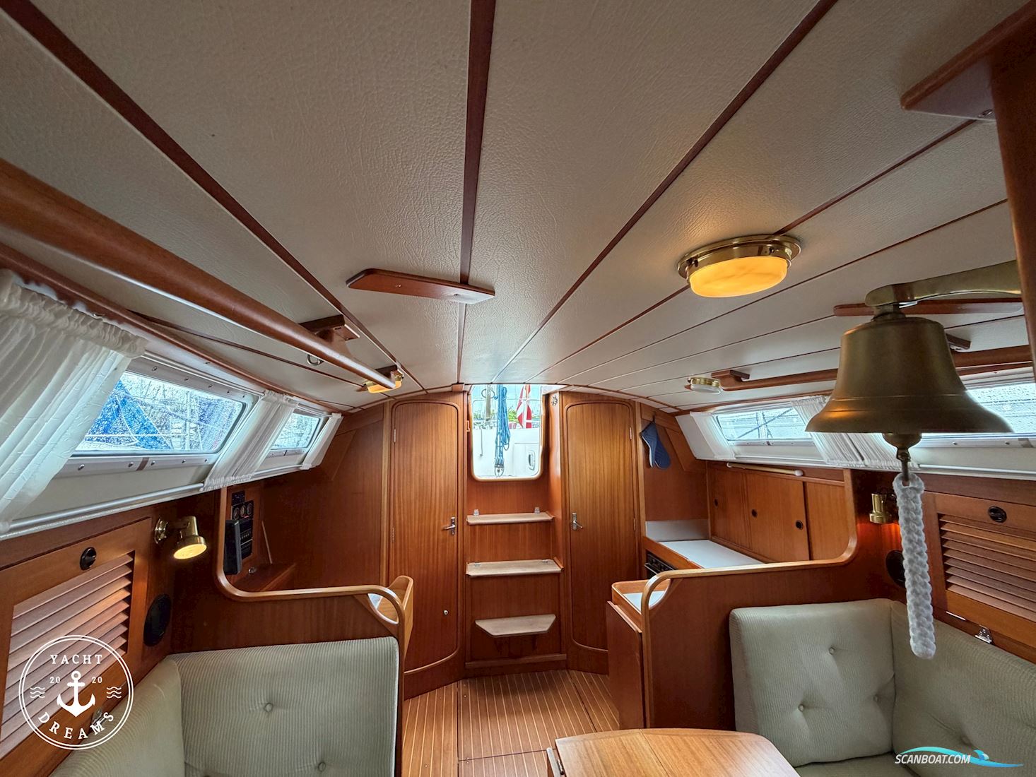 Hallberg Rassy 31 MKII