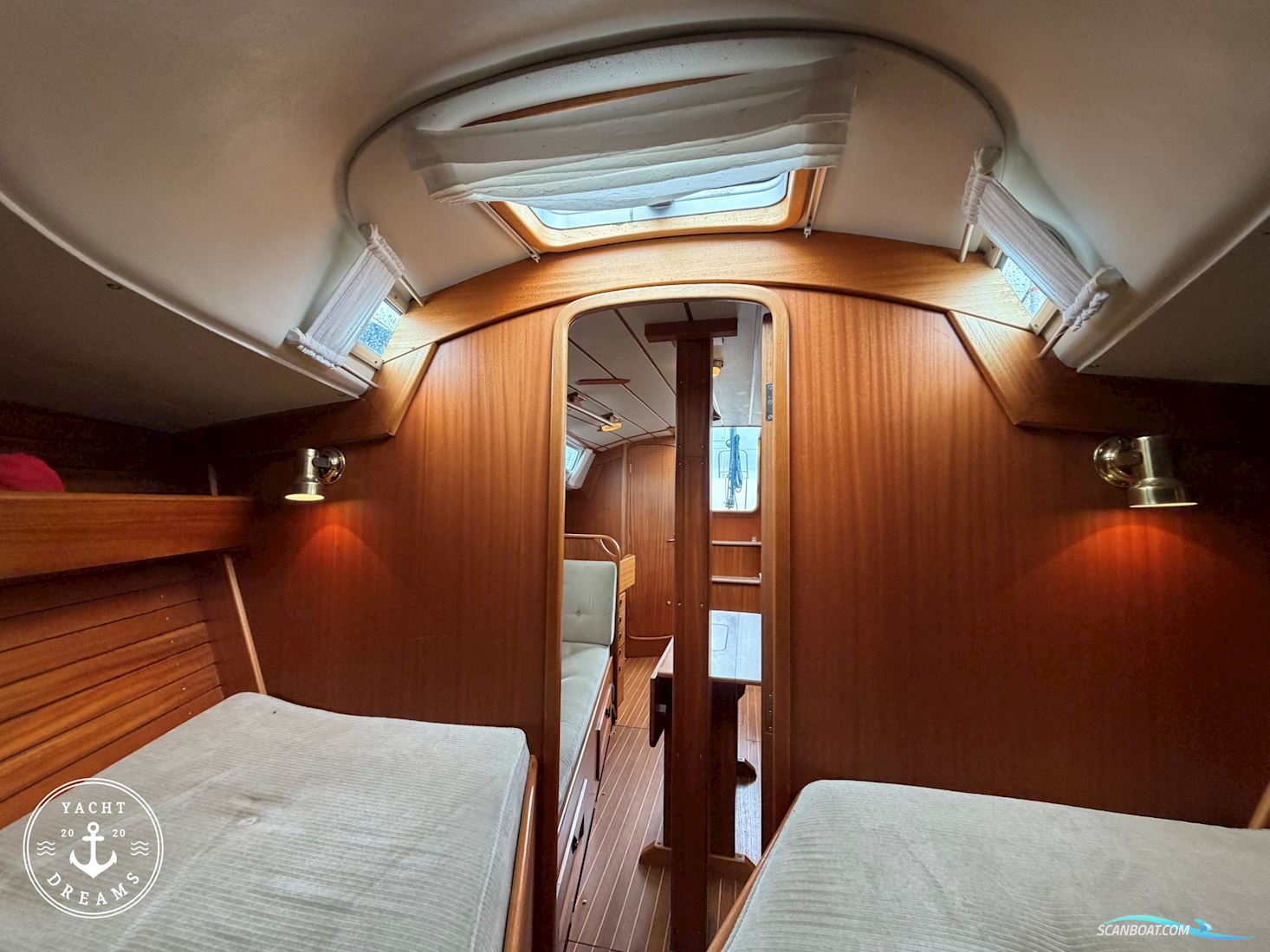 Hallberg Rassy 31 MKII