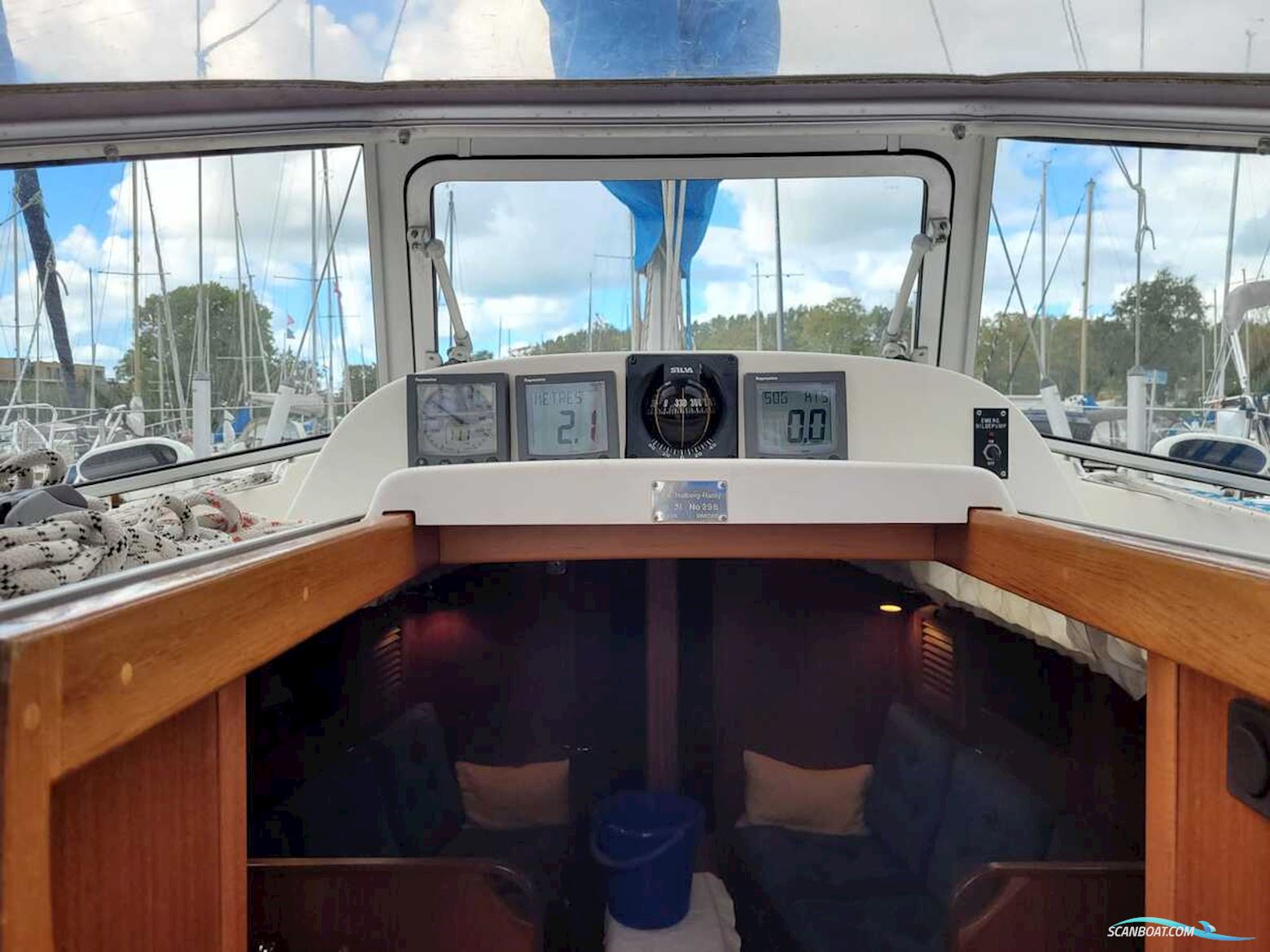 Hallberg Rassy 31