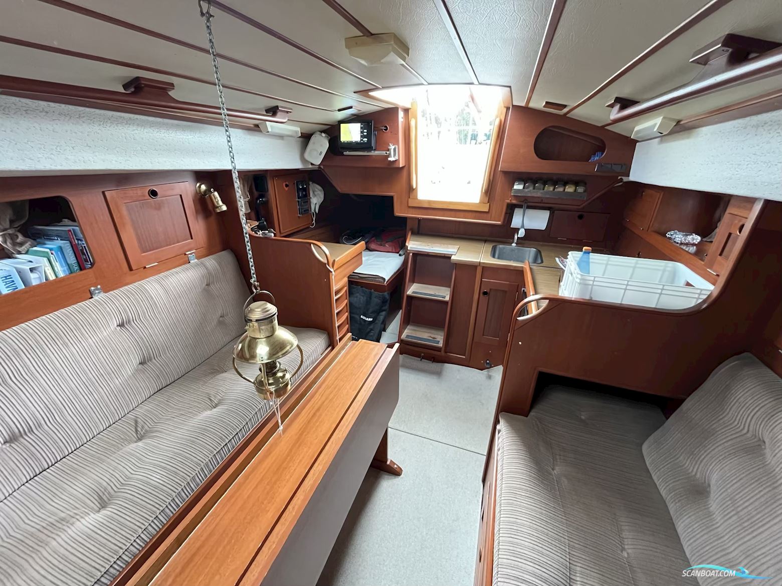 Hallberg Rassy 312 Mk I (1985)