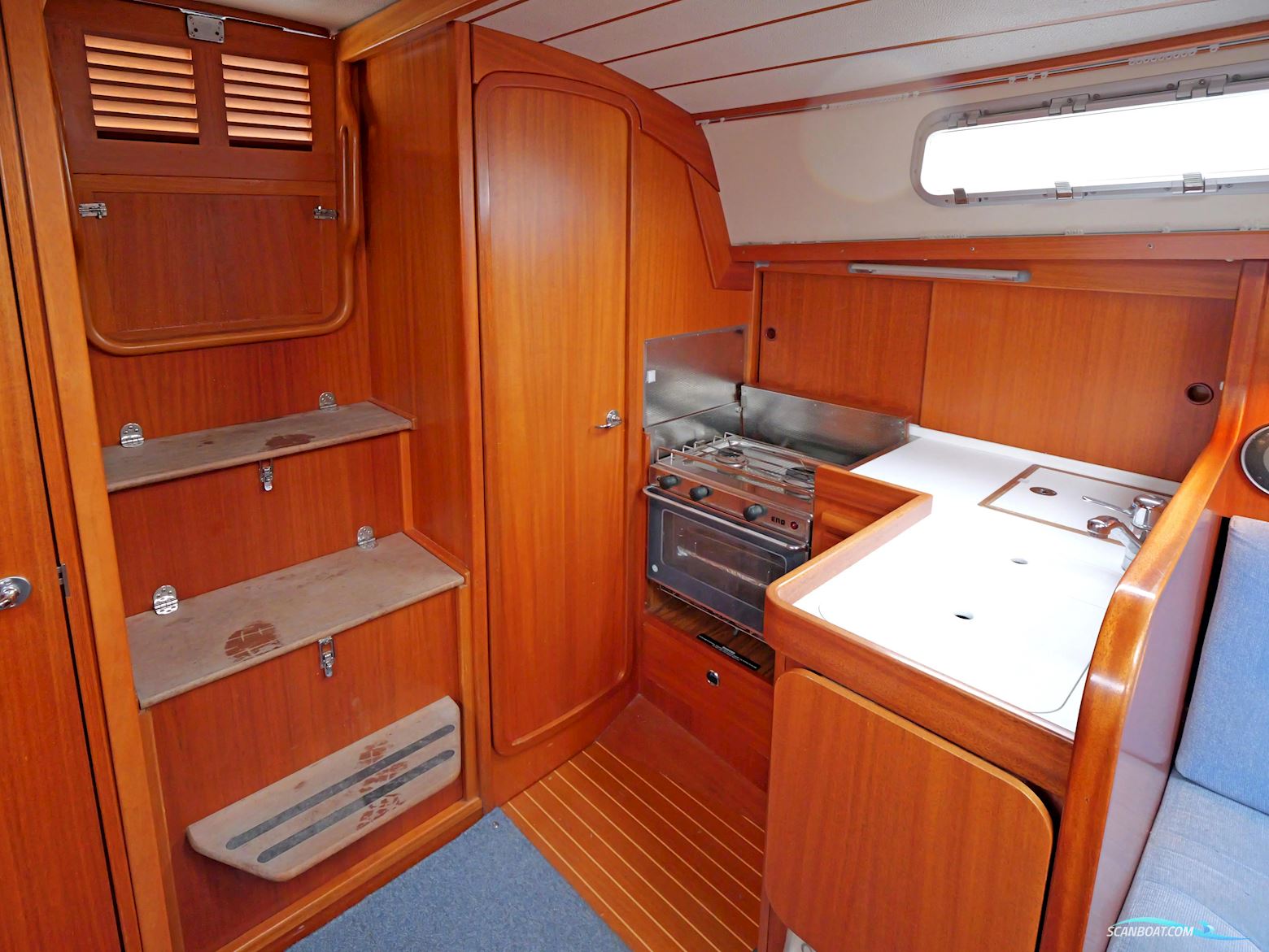 Hallberg Rassy 34