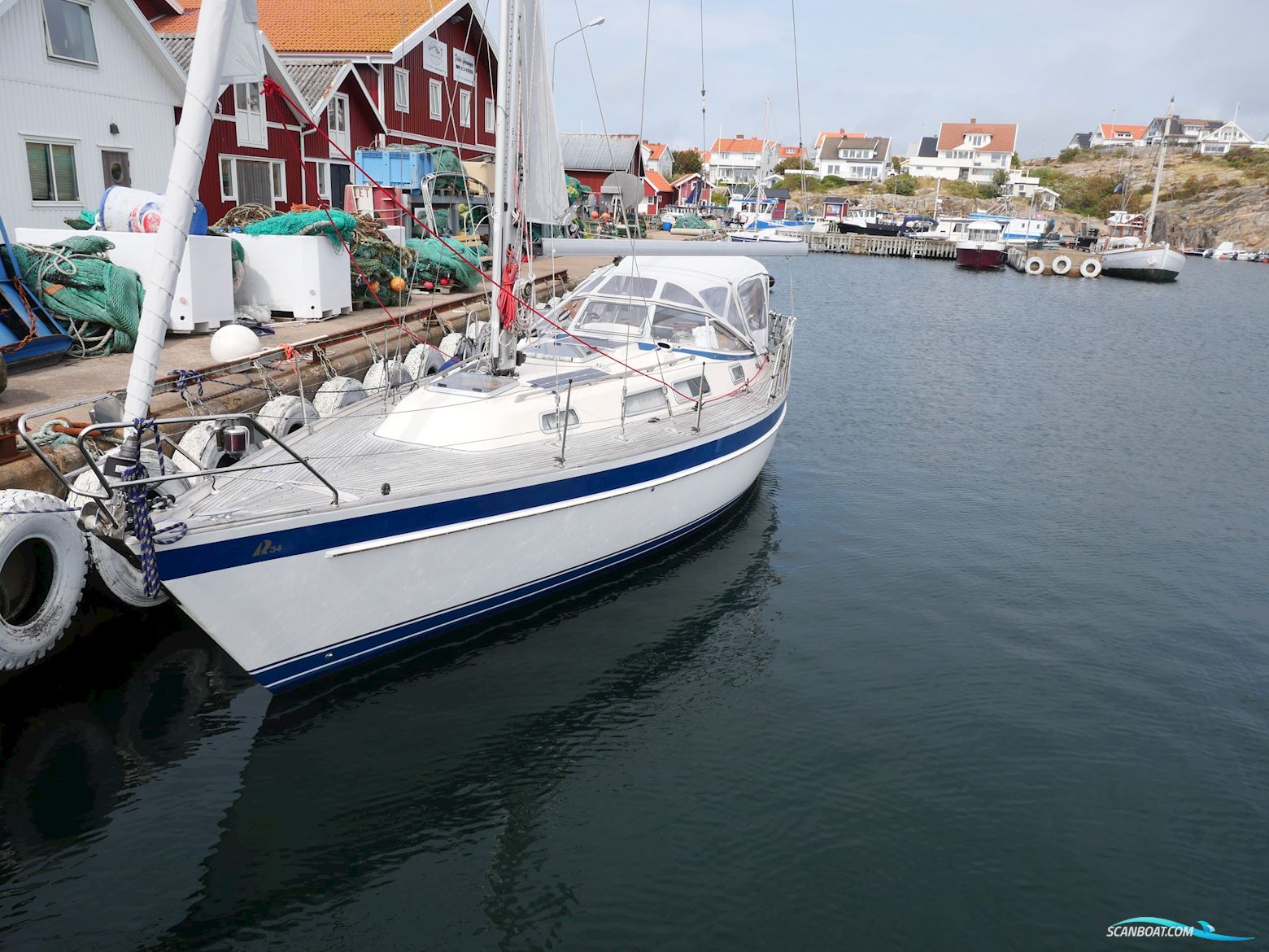 Hallberg-Rassy 34