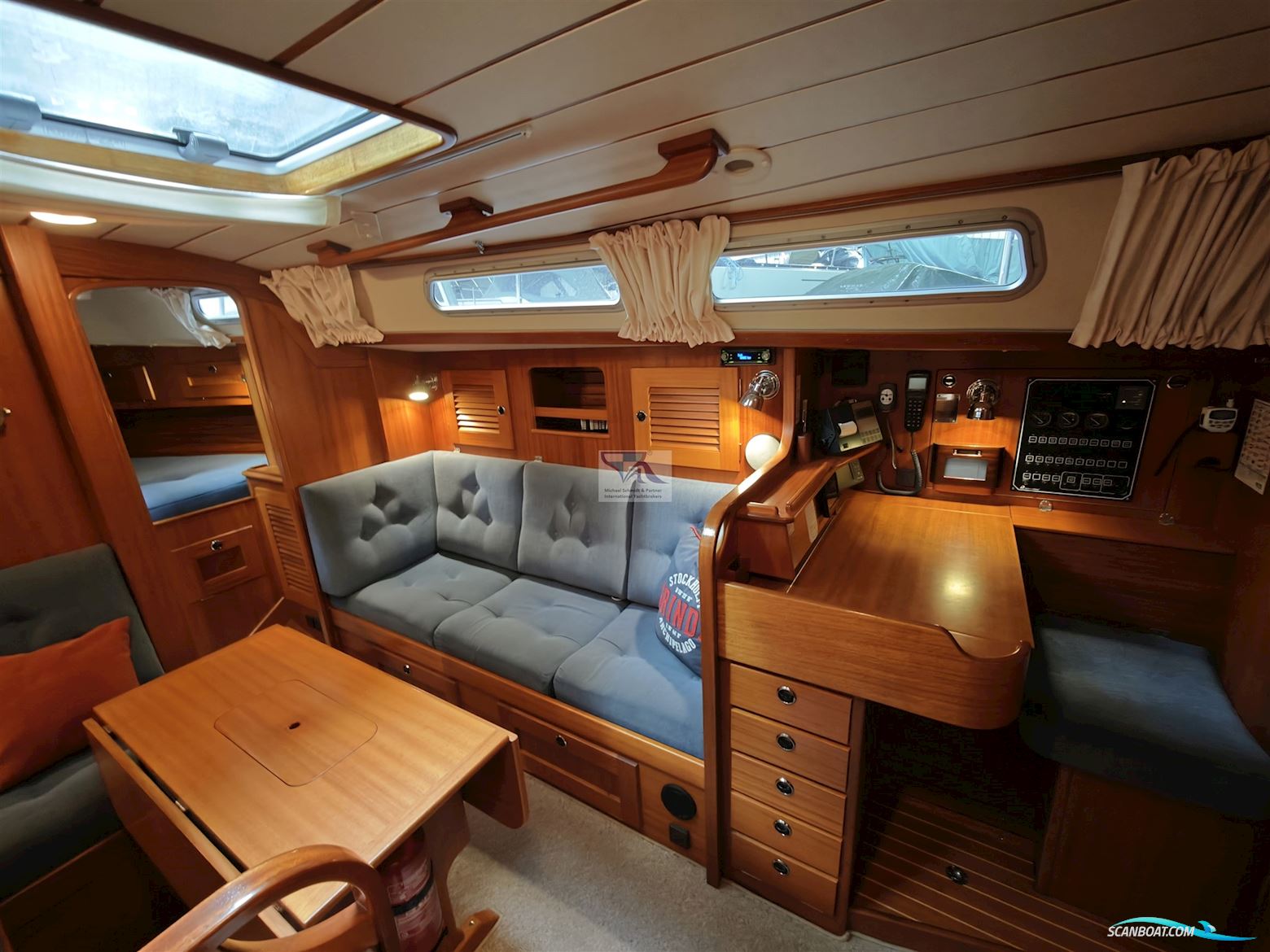 Hallberg Rassy 34