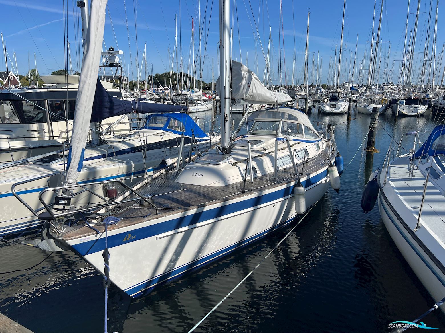 Hallberg Rassy 34