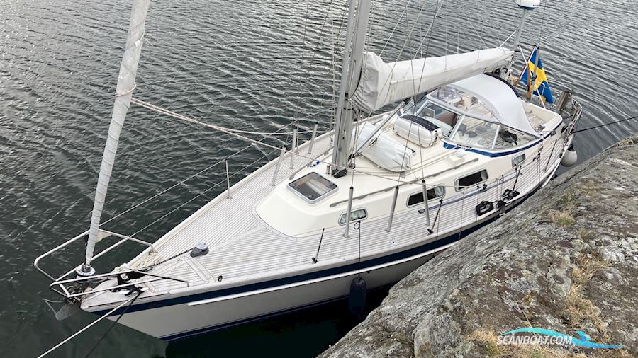Hallberg-Rassy 34