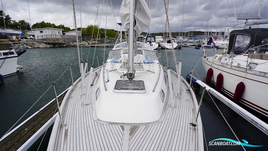 Hallberg-Rassy 34
