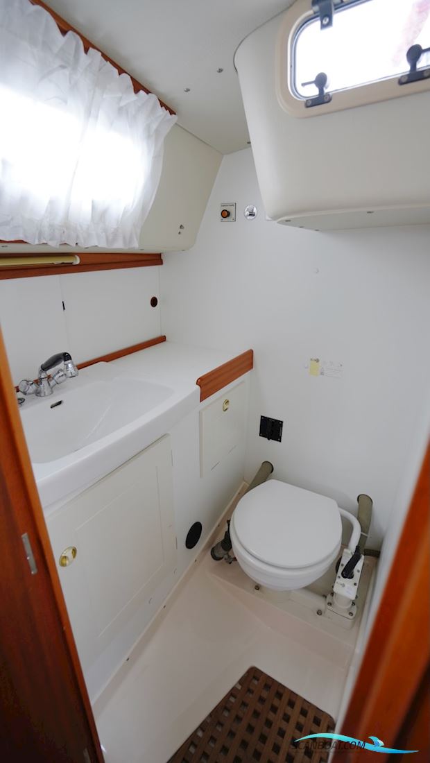 Hallberg-Rassy 34