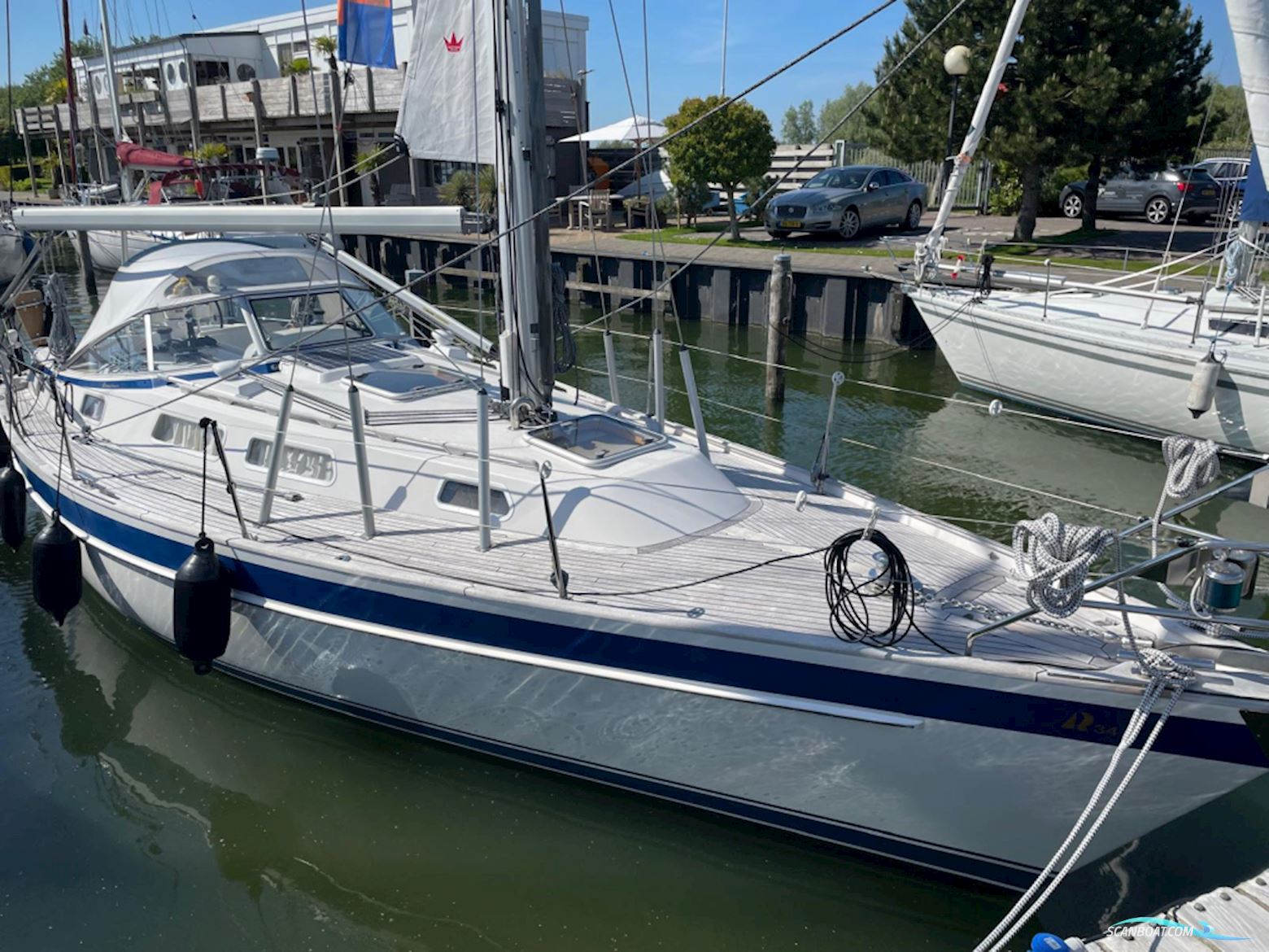 Hallberg Rassy 34 Zeilboten 2003, met Volvo Penta motor, The Netherlands