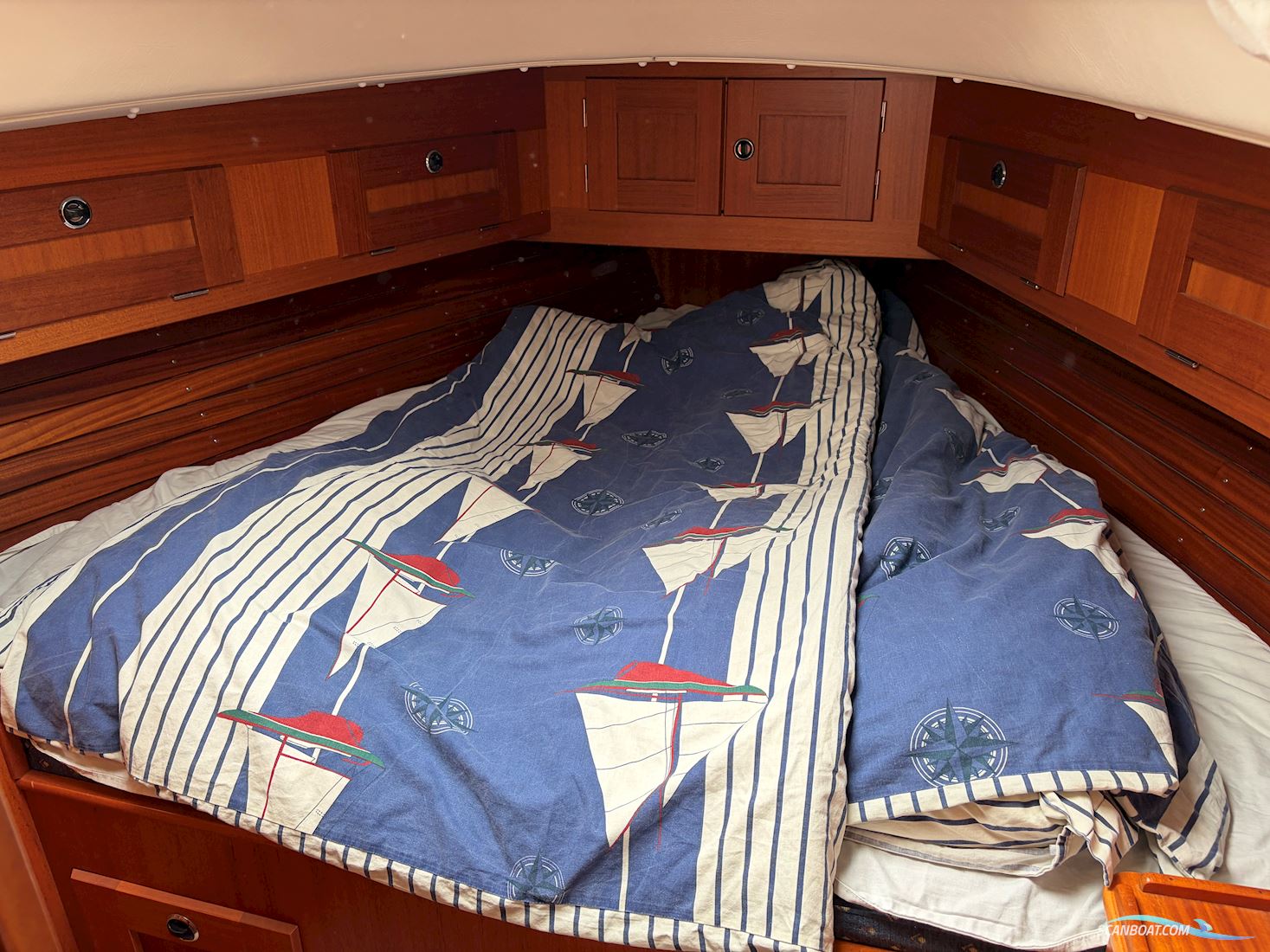 Hallberg-Rassy 34