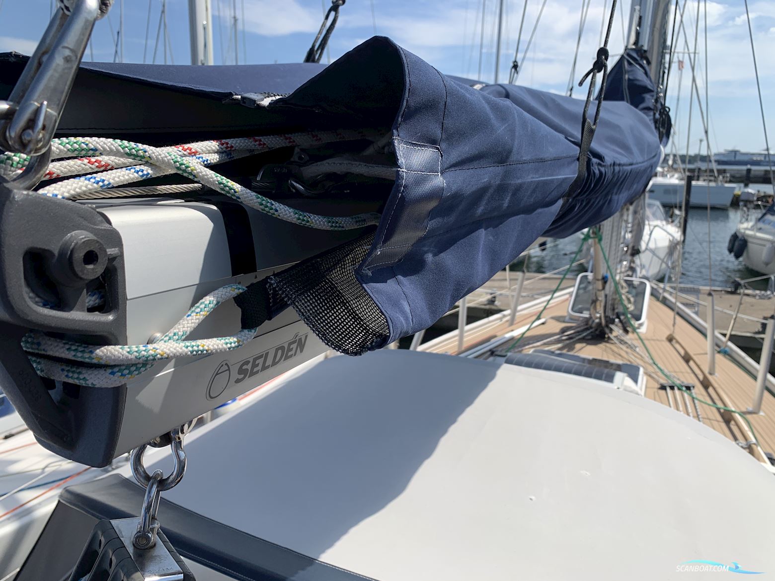 Hallberg-Rassy 34