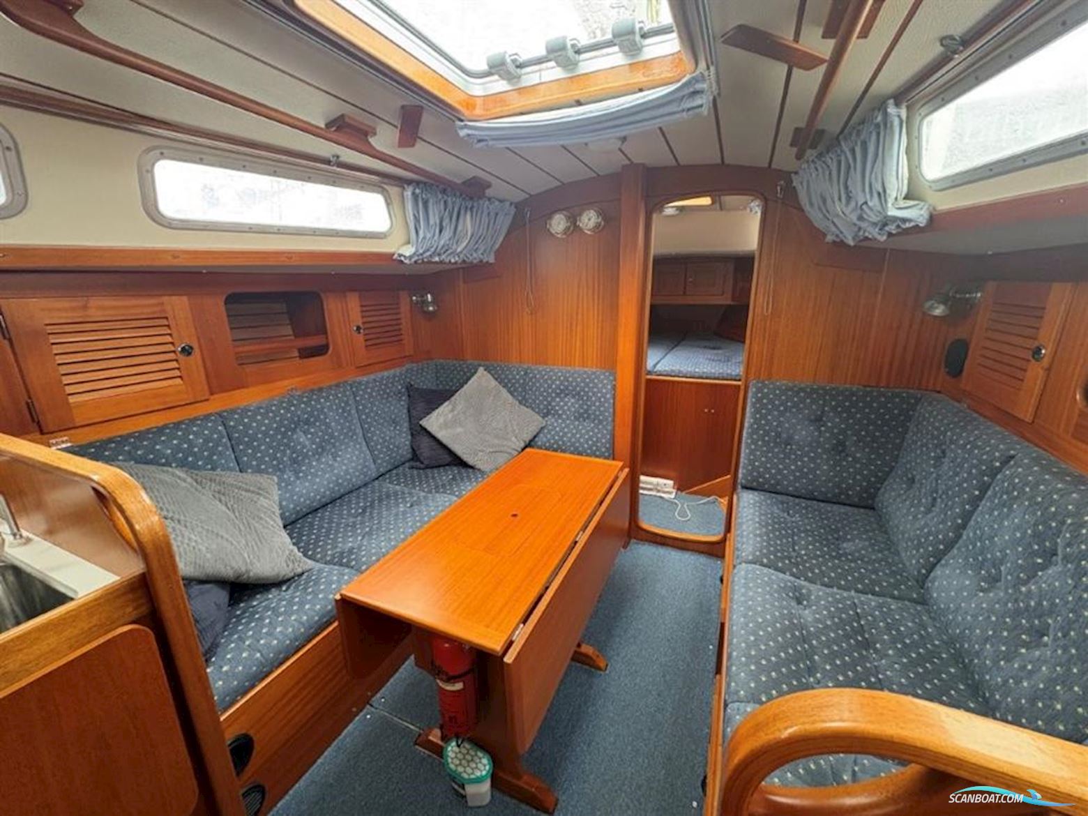 Hallberg-rassy 34