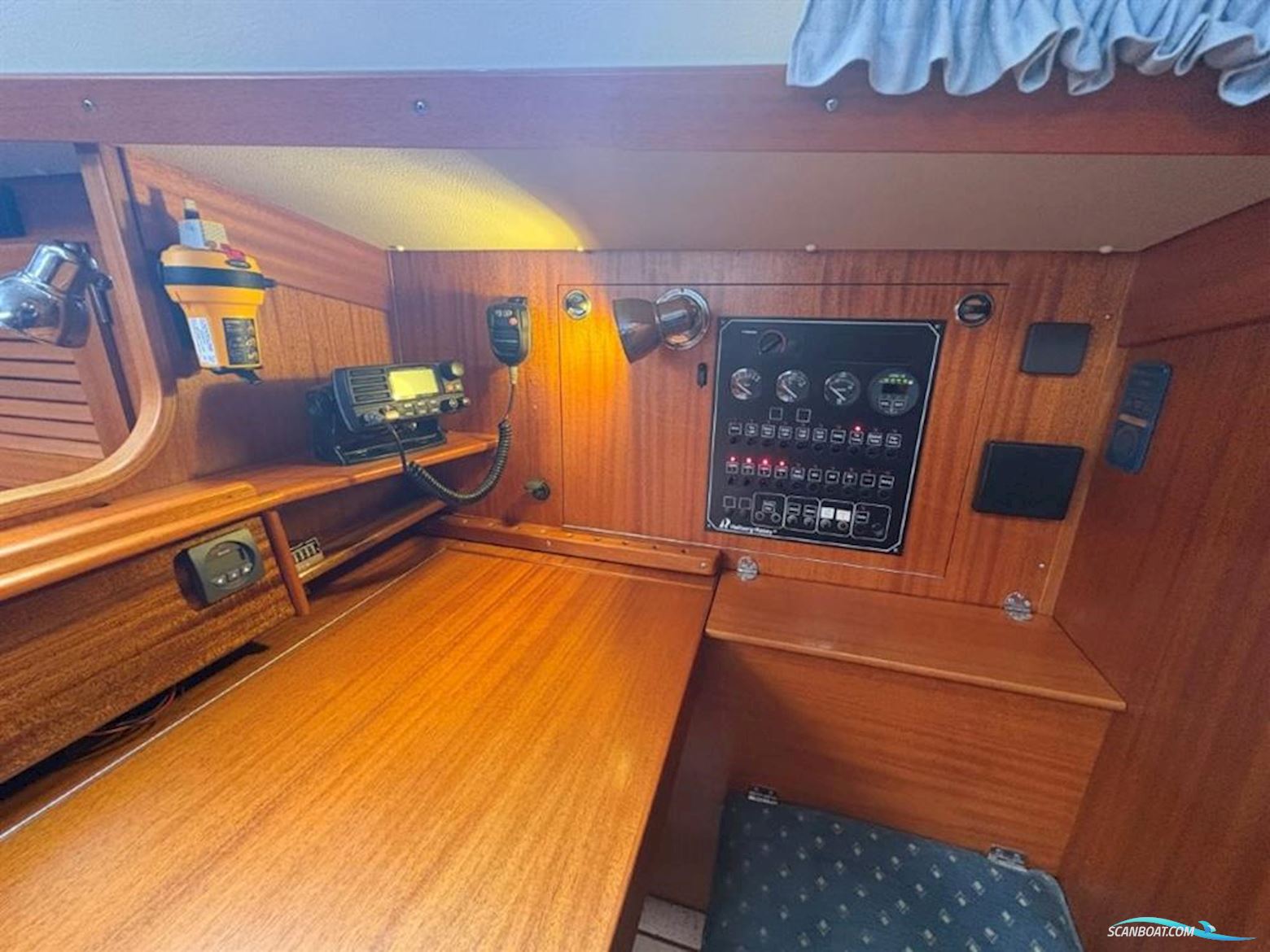 Hallberg-rassy 34