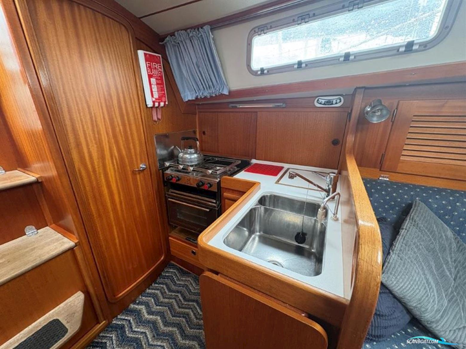 Hallberg-rassy 34