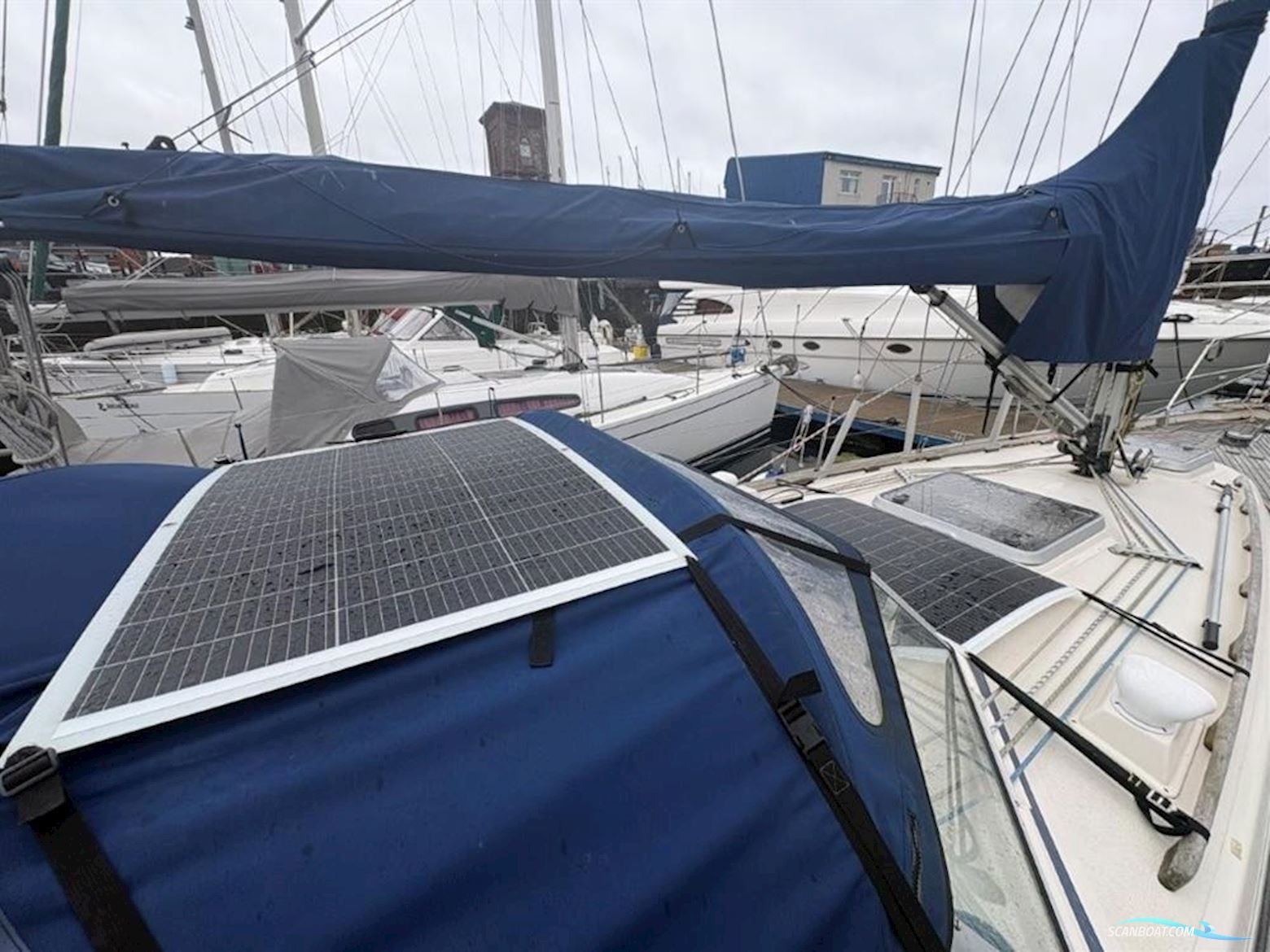 Hallberg-rassy 34
