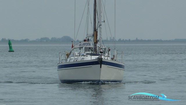 Hallberg Rassy 34