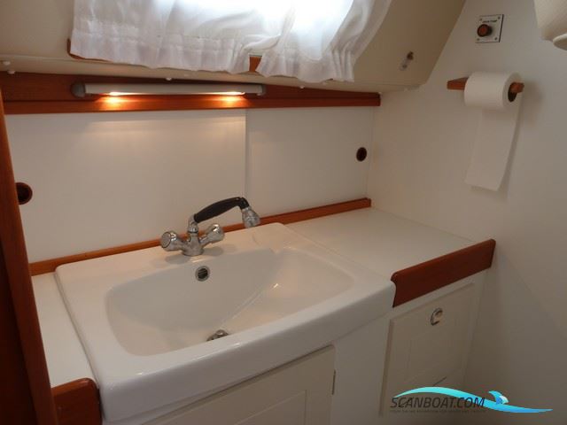 Hallberg Rassy 34
