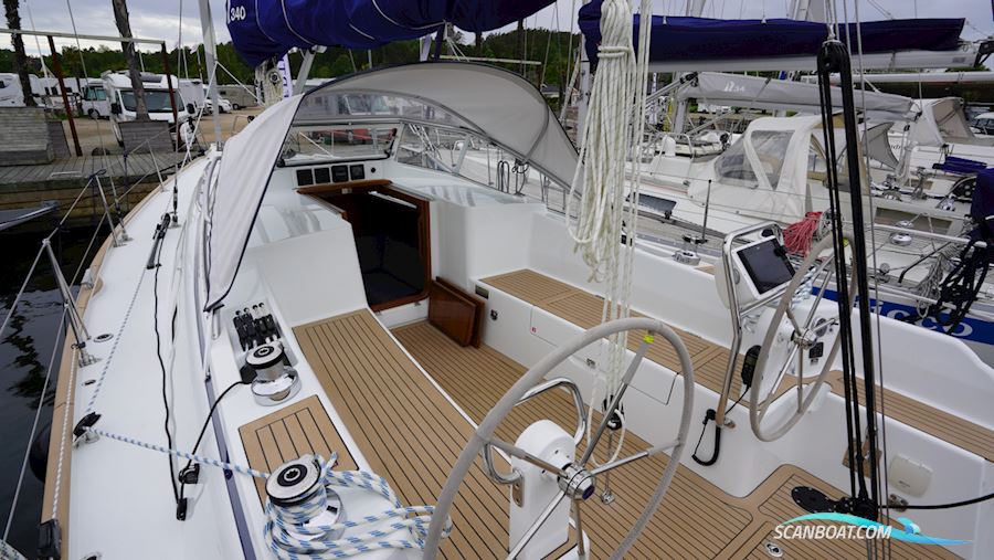 Hallberg-Rassy 340
