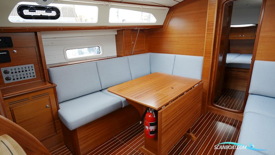 Hallberg-Rassy 340