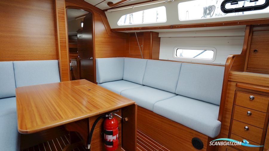 Hallberg-Rassy 340