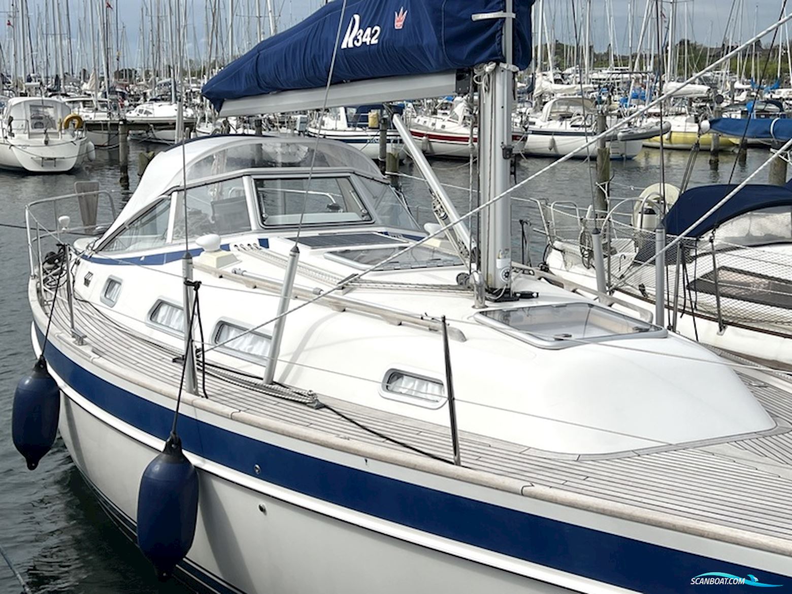 Hallberg Rassy 342