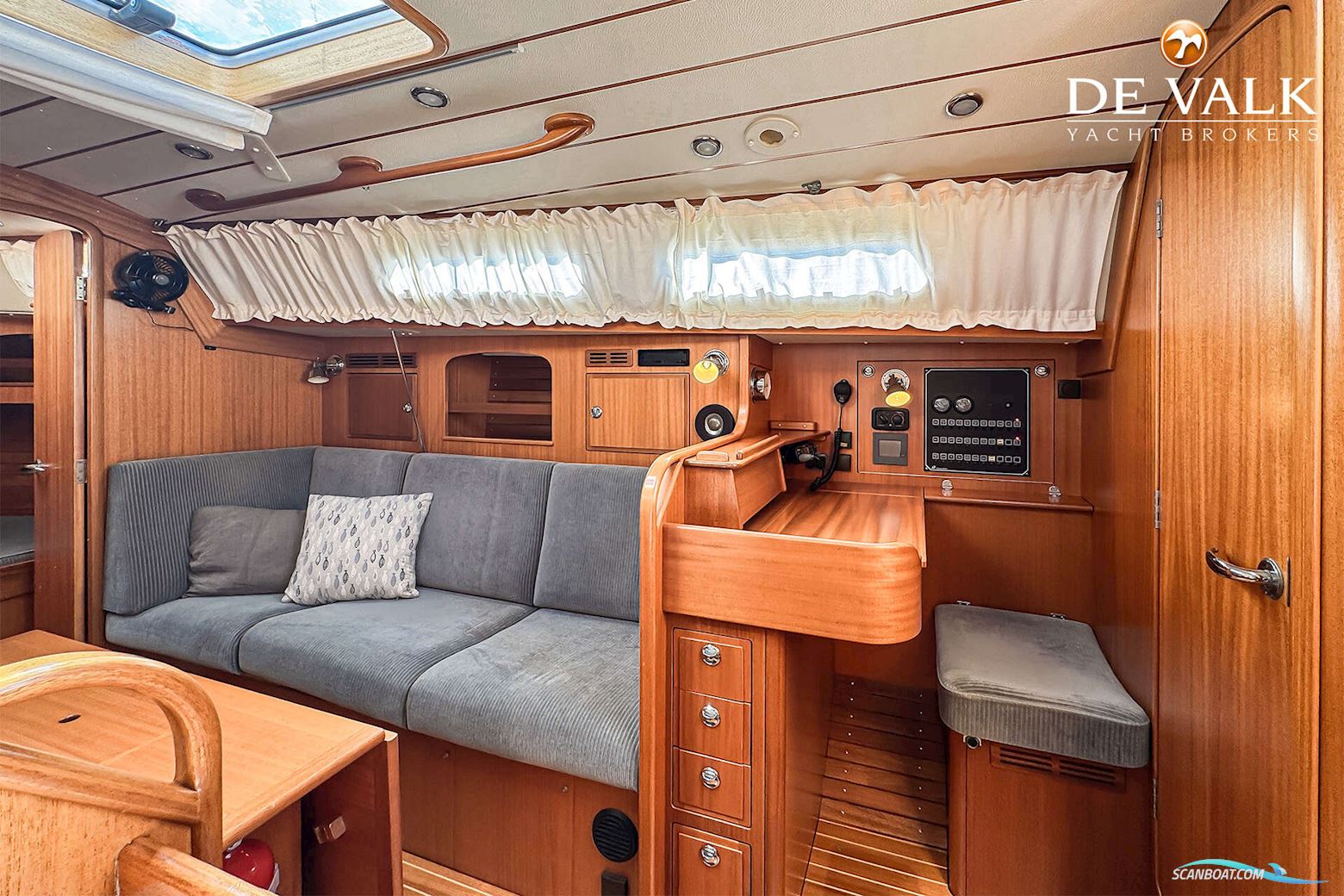 Hallberg Rassy 342