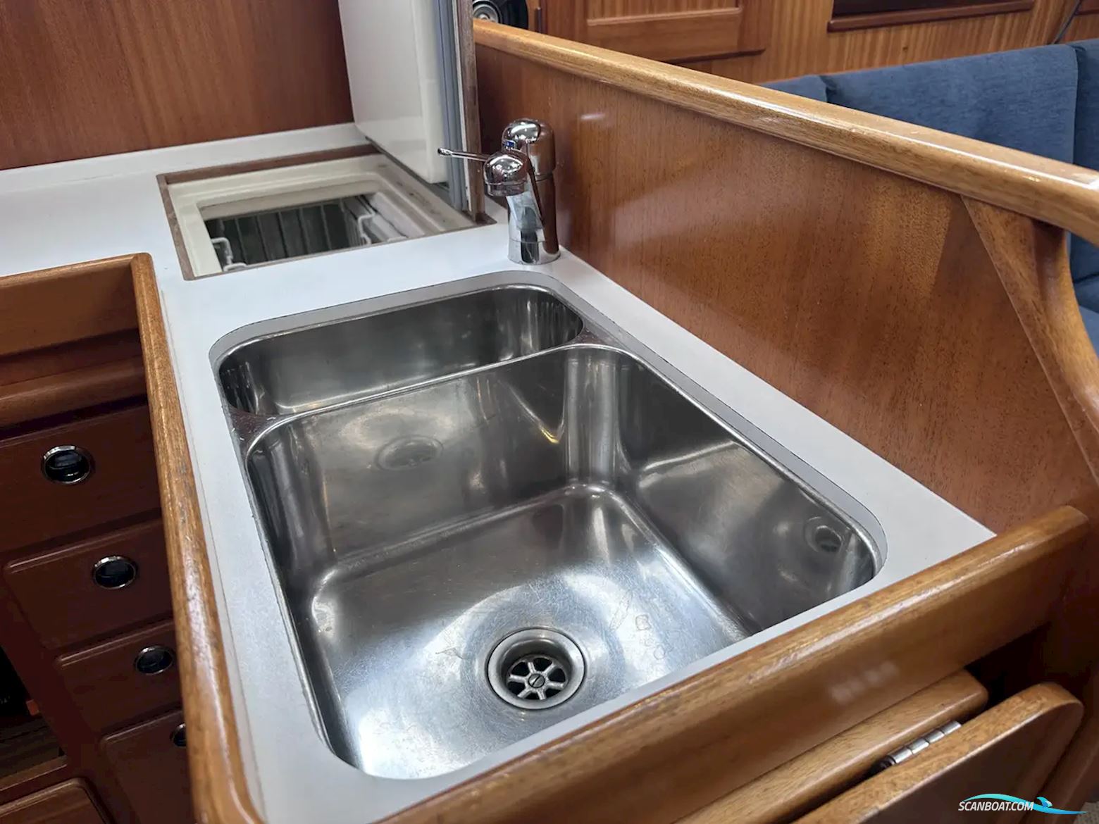 Hallberg-rassy 342