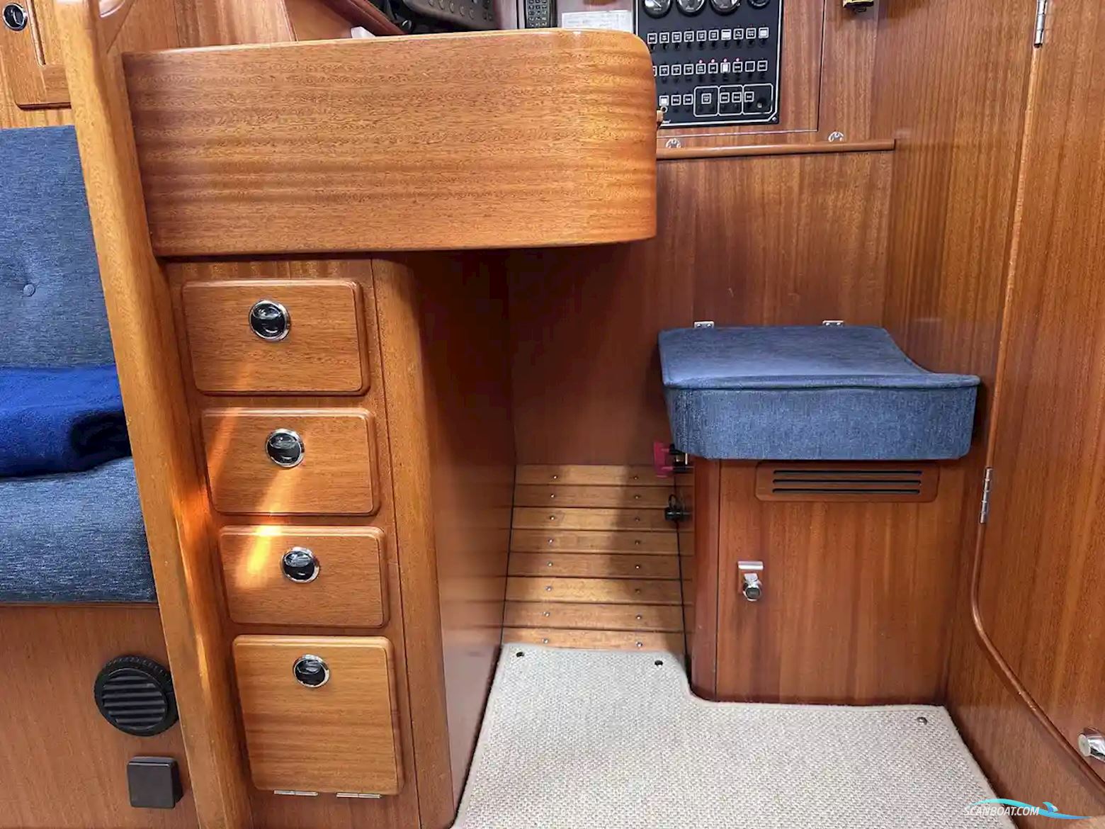 Hallberg-rassy 342