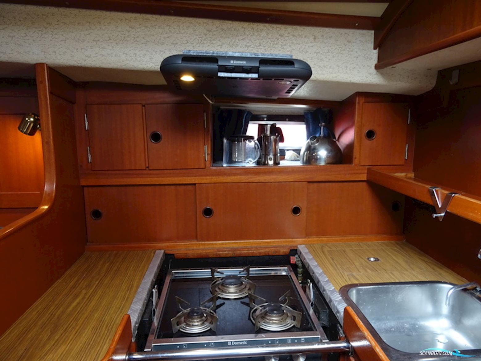 Hallberg Rassy 352 MKII