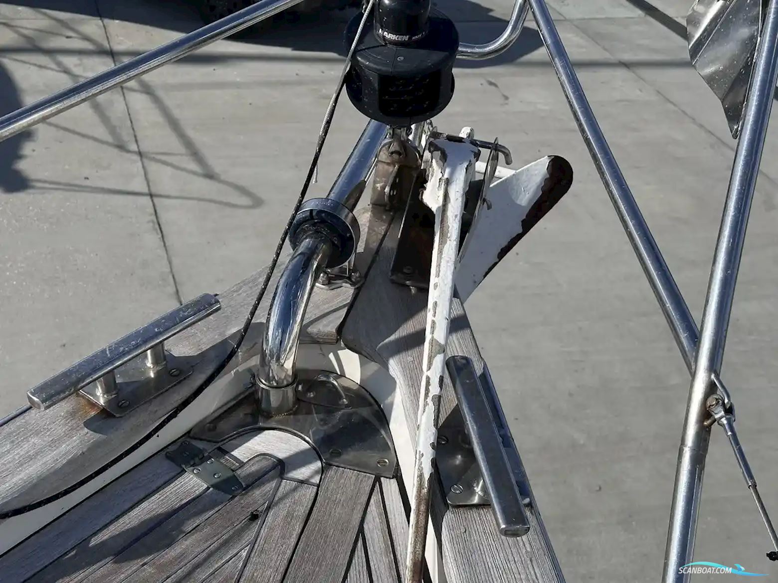 Hallberg-rassy 352