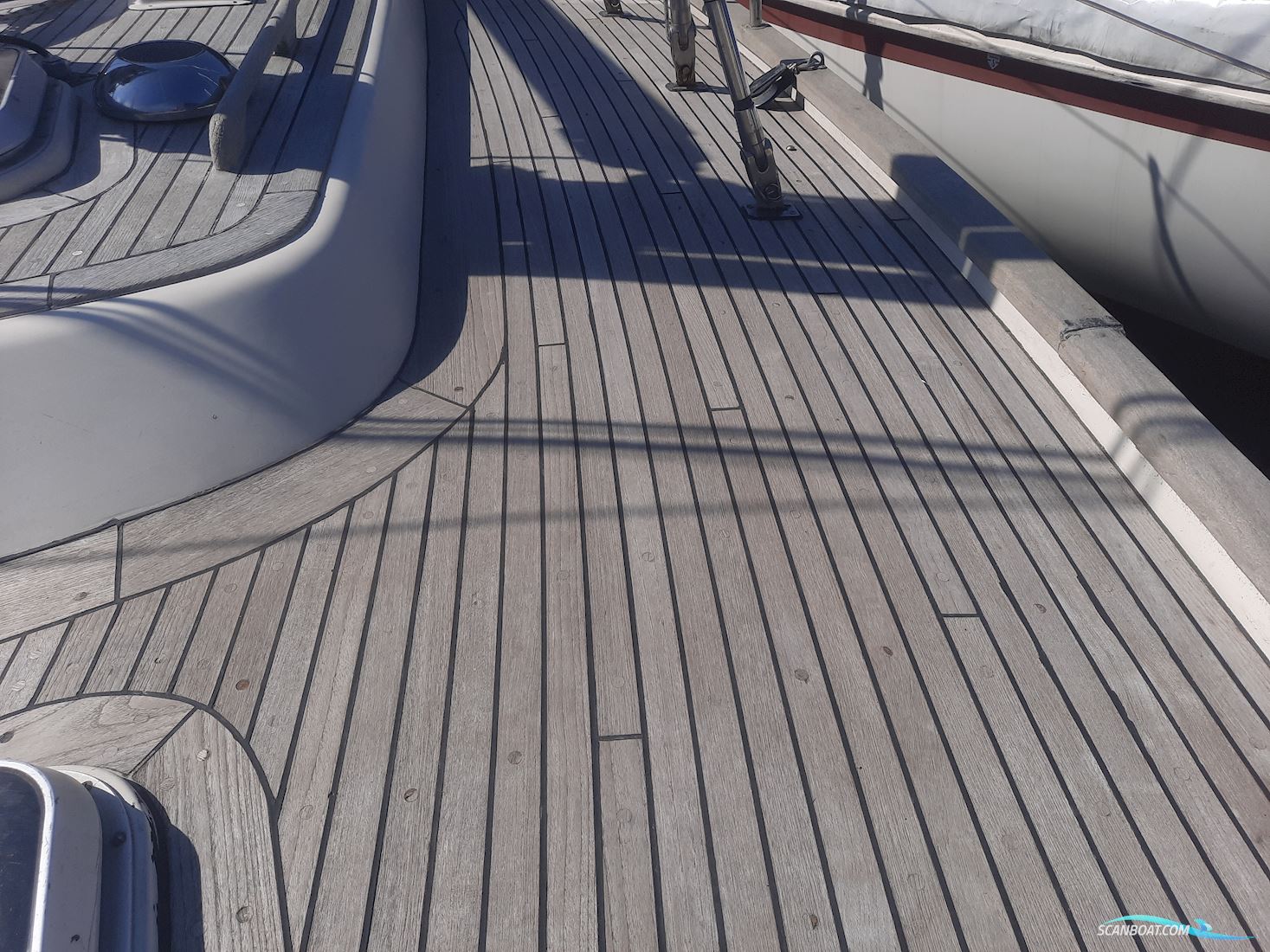 Hallberg-Rassy 352