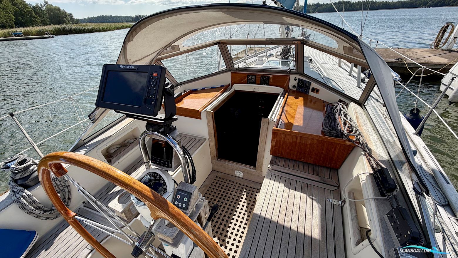 Hallberg-Rassy 352 Scandinavia