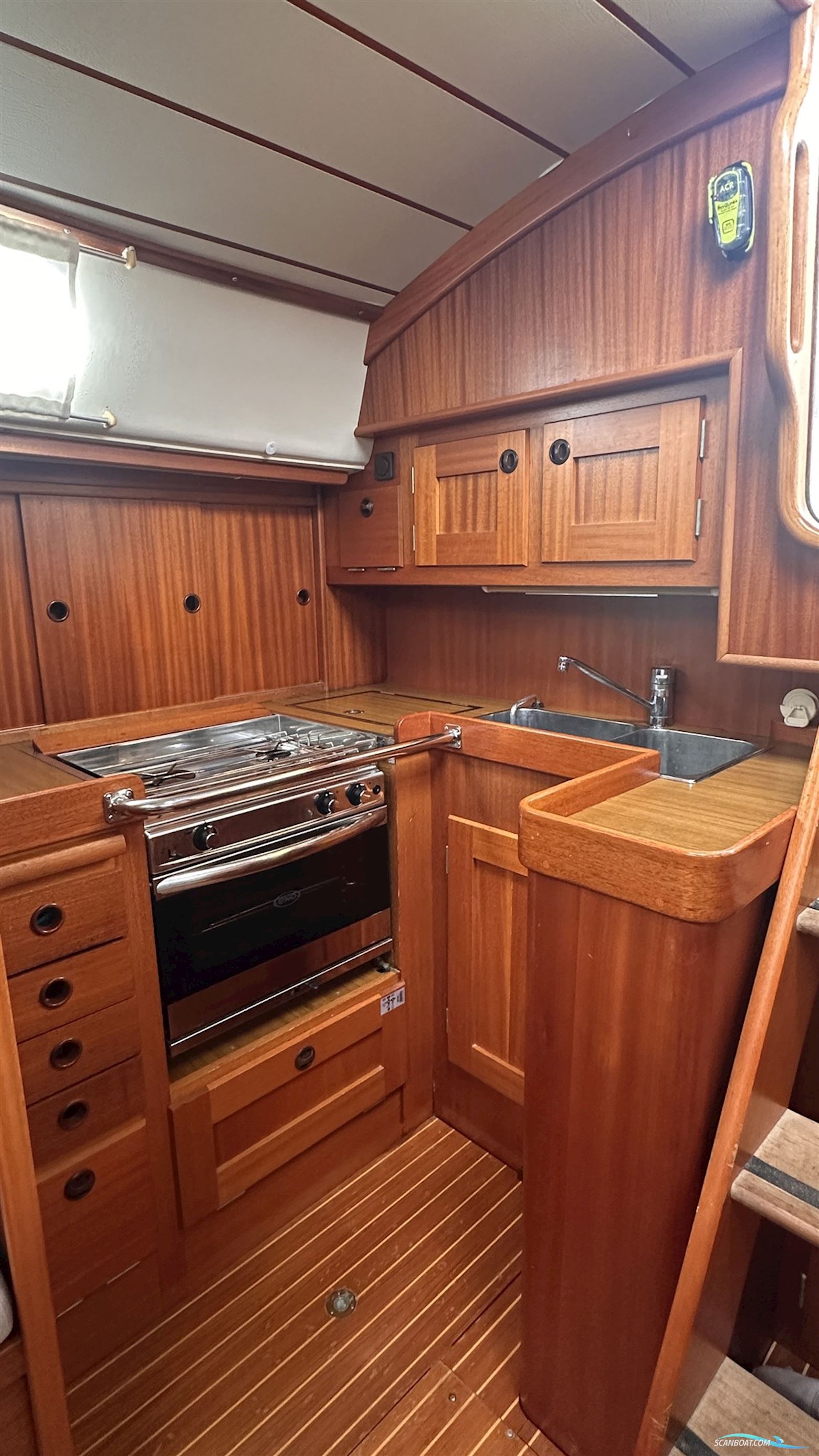 Hallberg Rassy 36 MK I