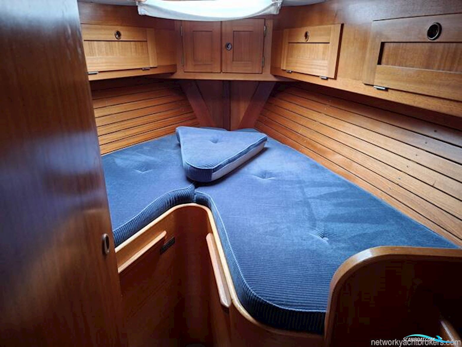 Hallberg Rassy 36
