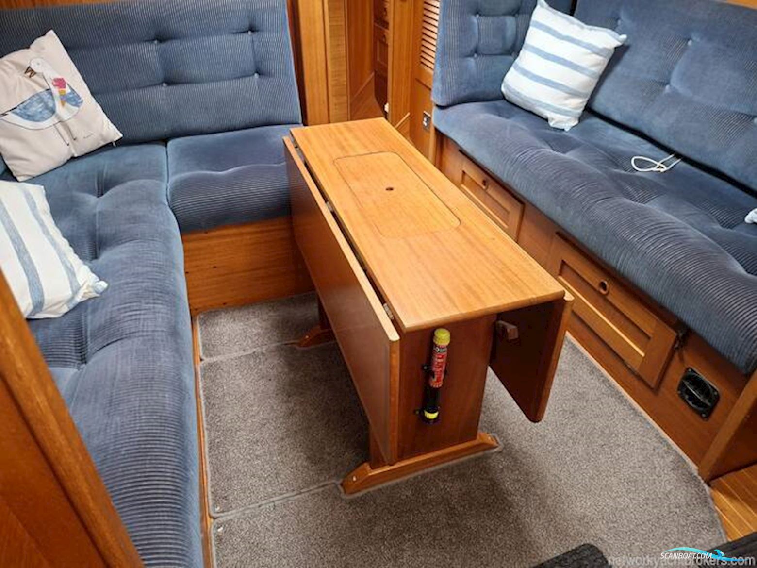Hallberg Rassy 36