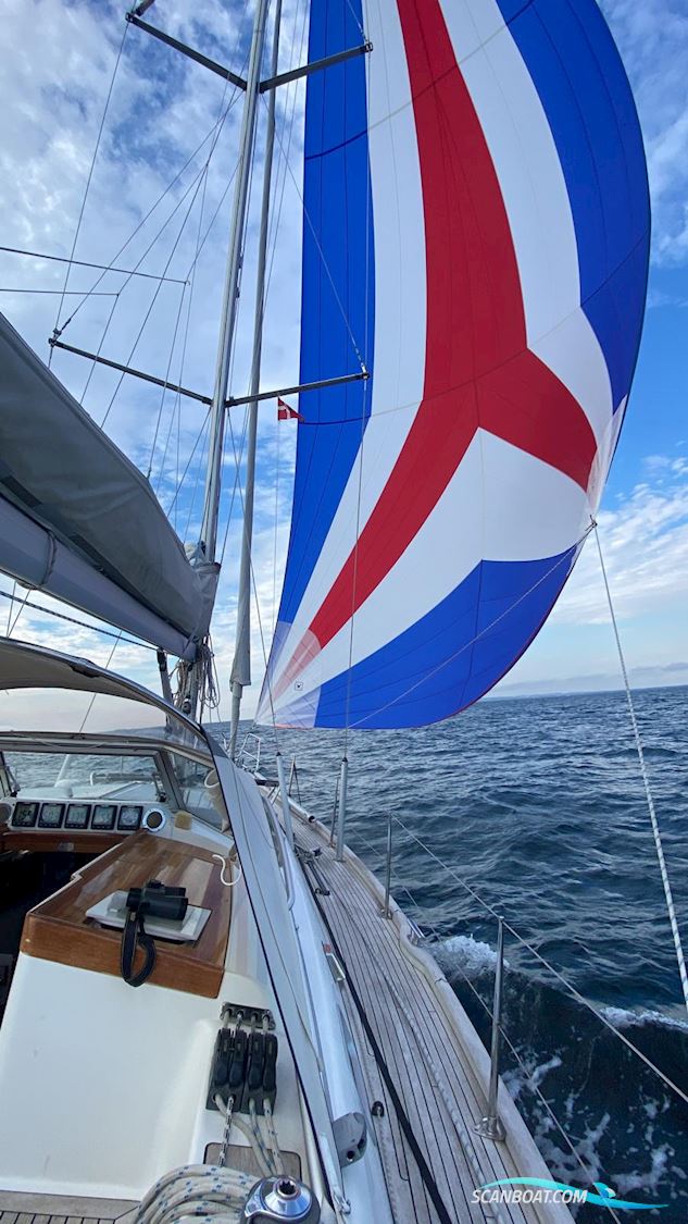 Hallberg-Rassy 372