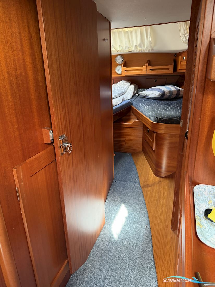 Hallberg-Rassy 39