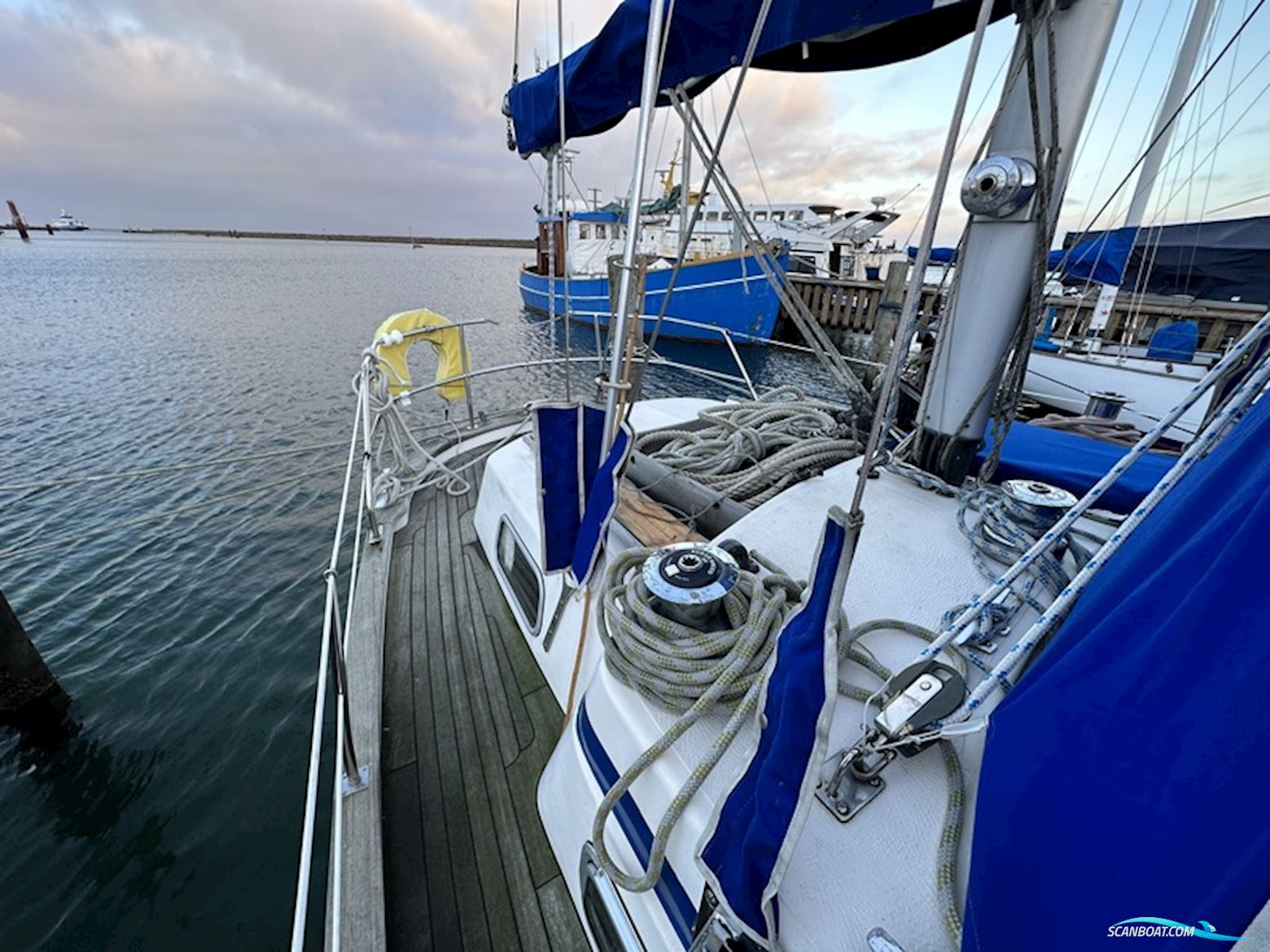 Hallberg-Rassy 41 Ketch