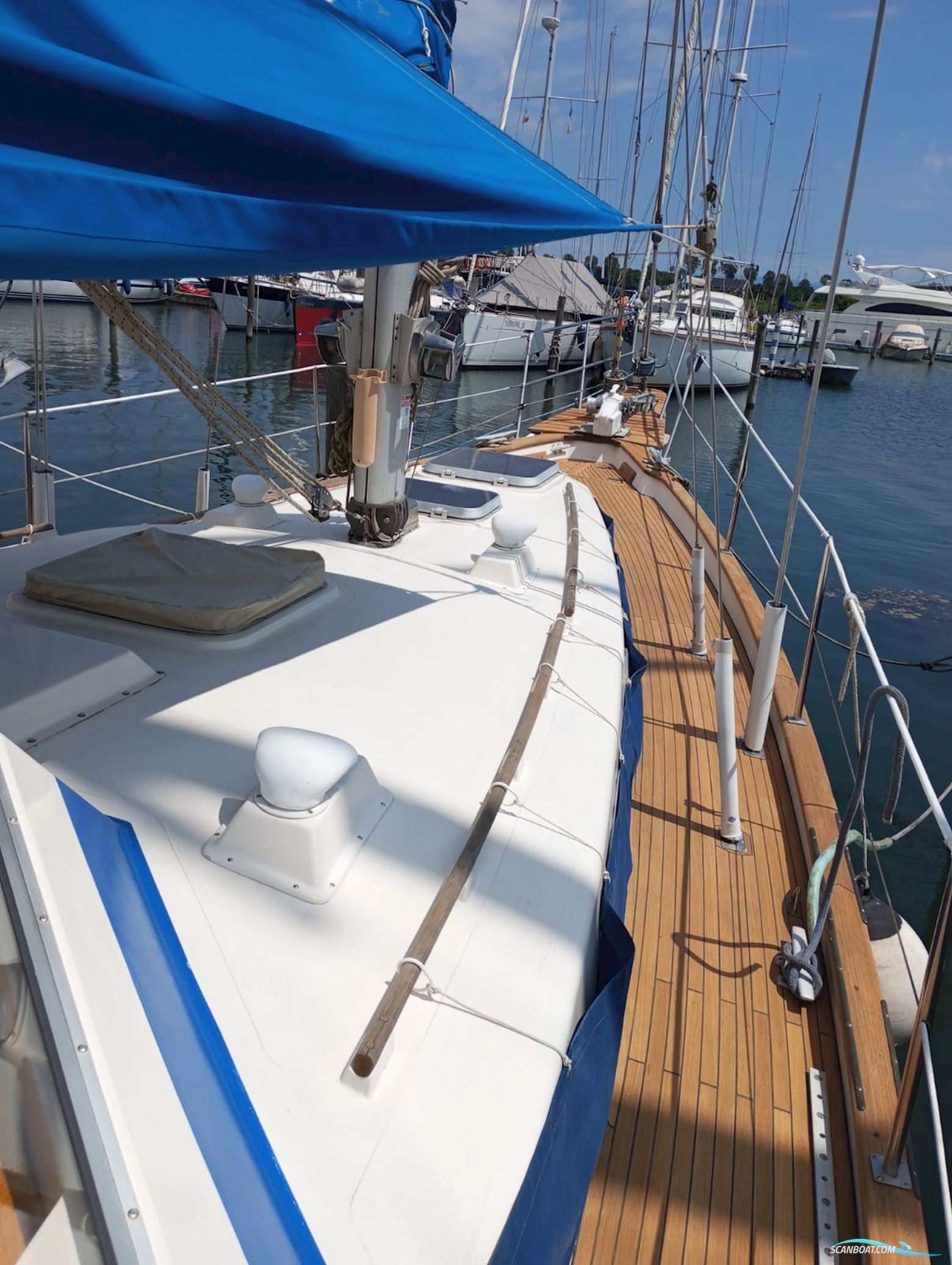 Hallberg Rassy 41 Ketch