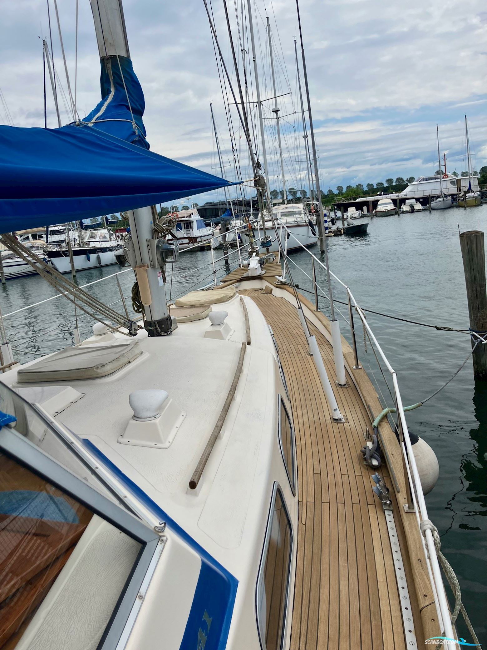 Hallberg Rassy 41 Ketch