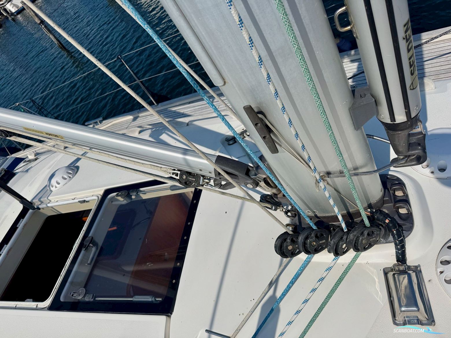 Hallberg-Rassy 412