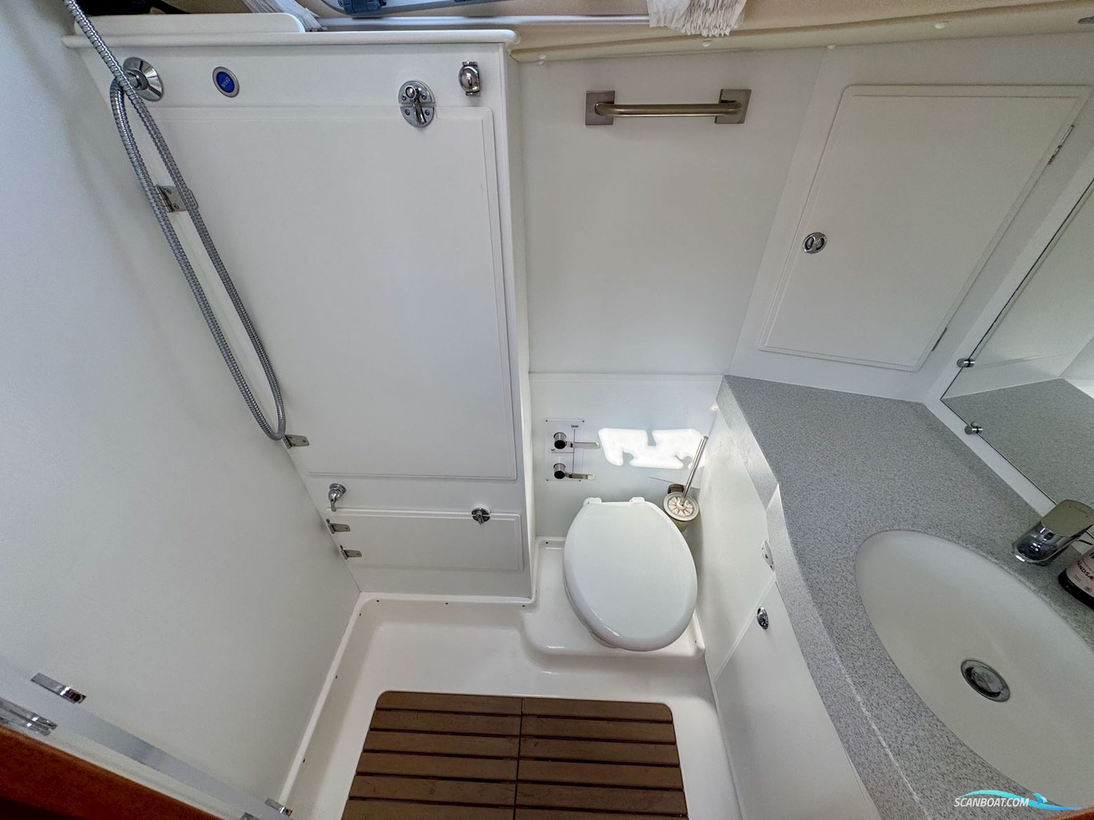 Hallberg-Rassy 412