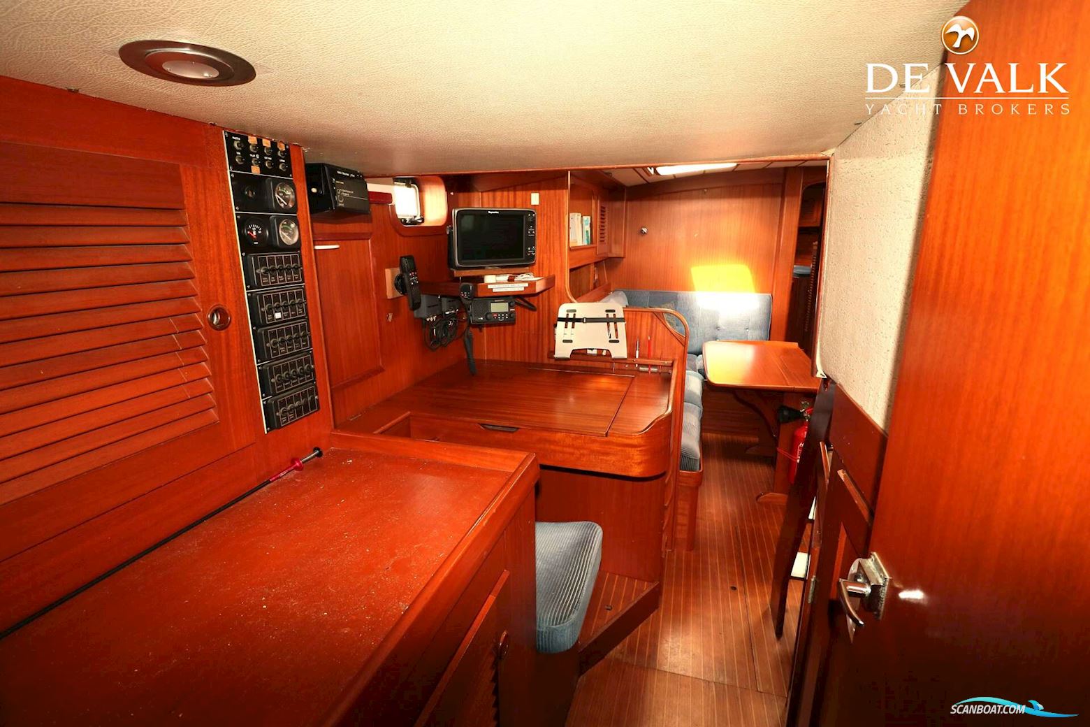 Hallberg Rassy 42 E