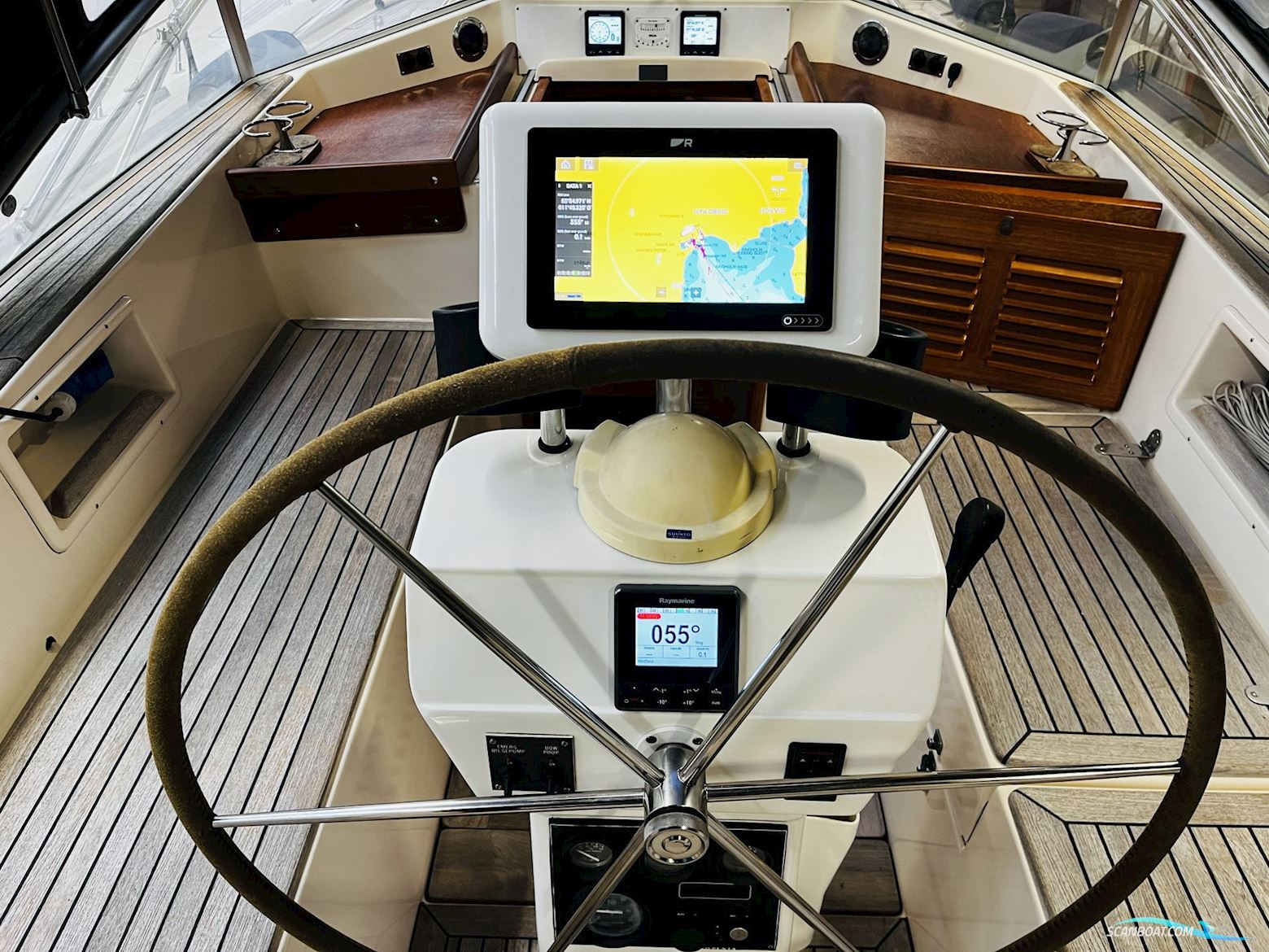 Hallberg-Rassy 42 F MkII