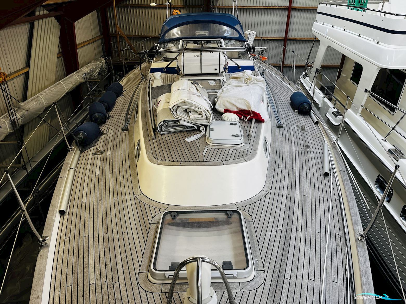 Hallberg-Rassy 42 F MkII