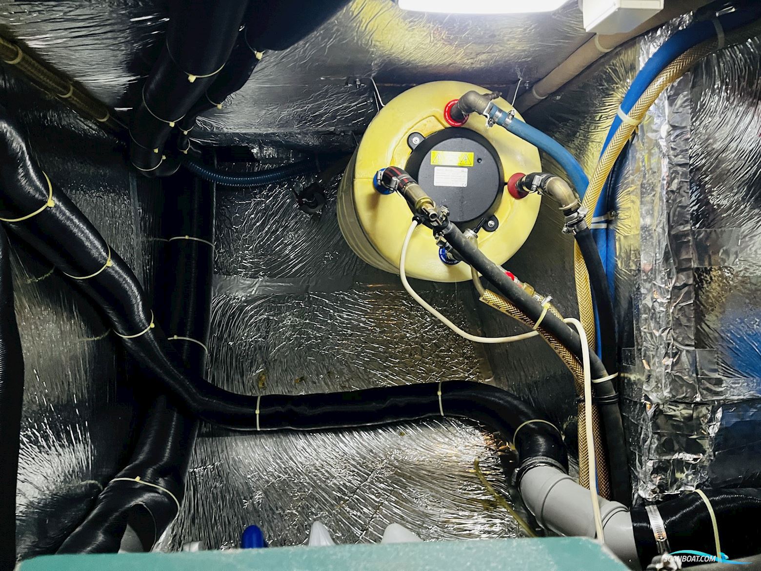 Hallberg-Rassy 42 F MkII