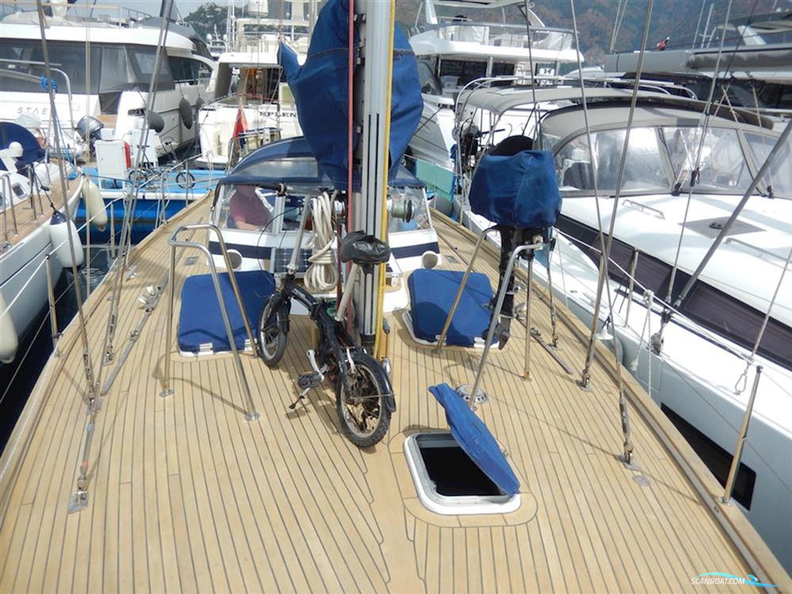 Hallberg-rassy 42 KETCH